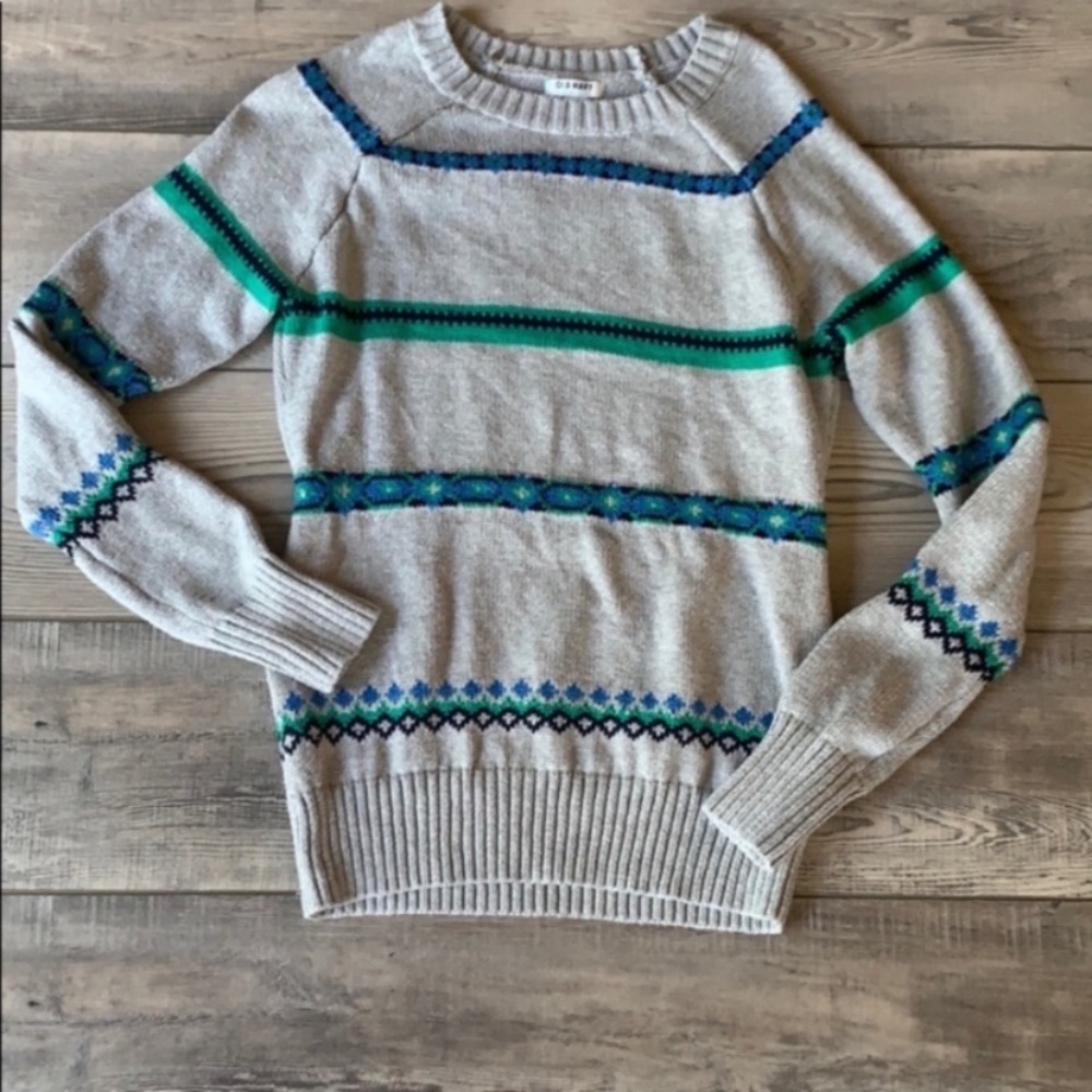 Old navy crewneck sweater size M